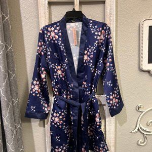 S/M New (NWT) Anthropologie Morgan Lane Satin Robe: S/M (Minor Flaws)